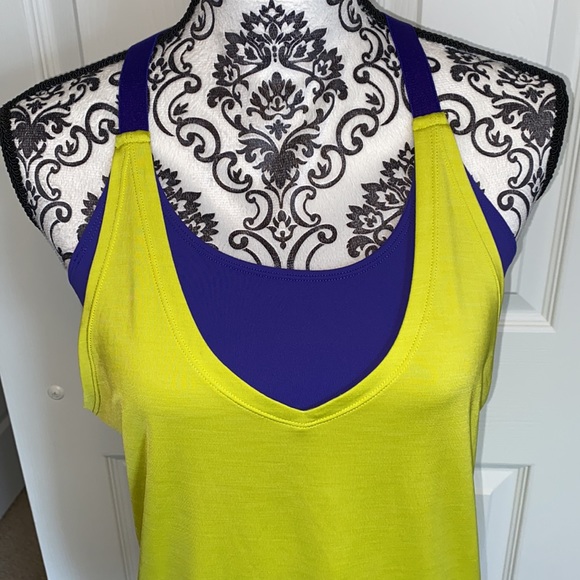 Women’s Oakley Training Tank Top - Picture 8 of 12